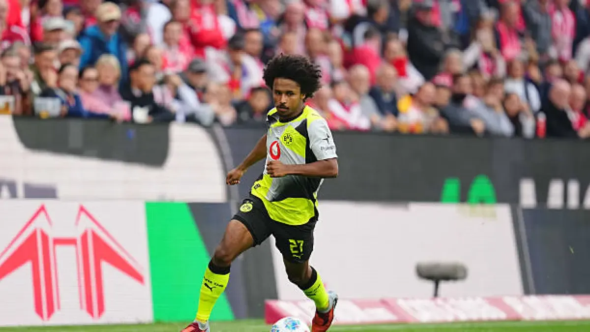 Flick ya apostó por Adeyemi y ahora lo quiere en el Barça