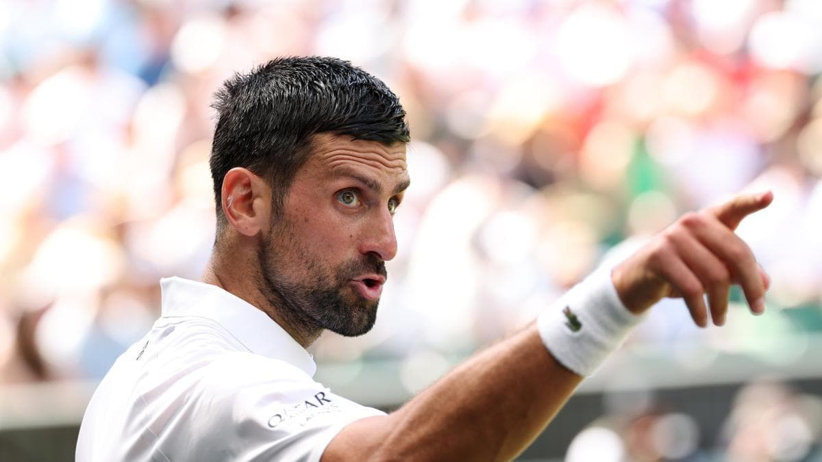 Djokovic se queda el tercer set tras más de tres horas de partido