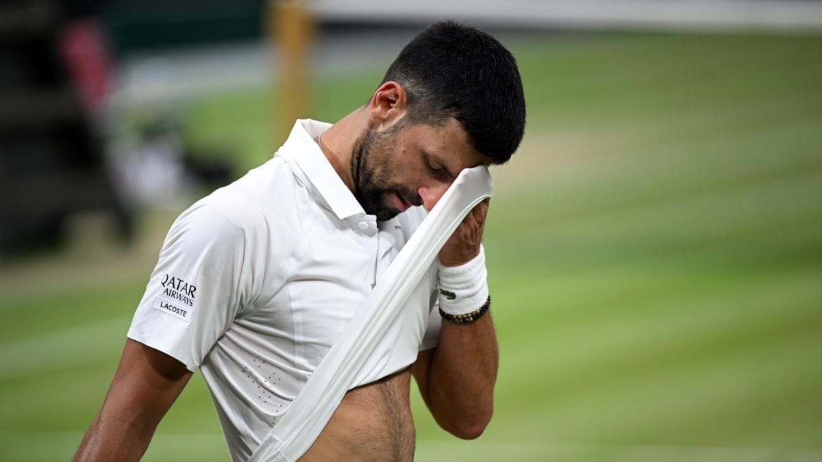 Djokovic se queda el tercer set tras más de tres horas de partido