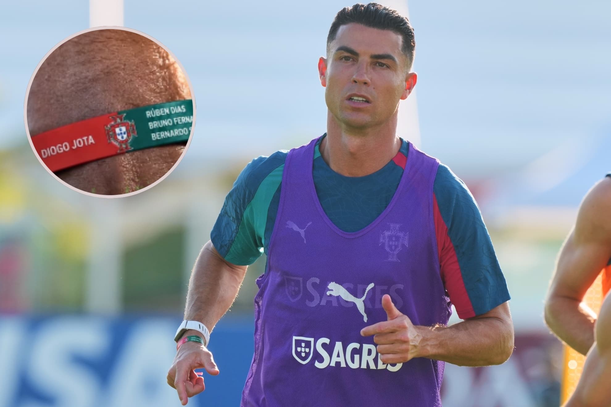 Así es la pulsera que llevan los jugadores de Portugal contra España en honor a Diogo Jota