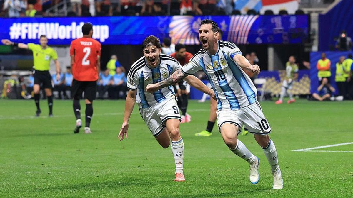 ¡Empata Argentina! Con gol de Messi, la Albiceleste da vuelta el partido en los minutos finales e iguala 2-2 a Egipto en el Mundial