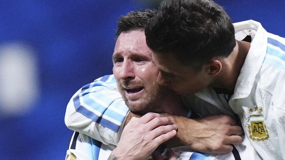 El llanto desconsolado de Messi tras lograr Argentina su épico pase a los cuartos del Mundial