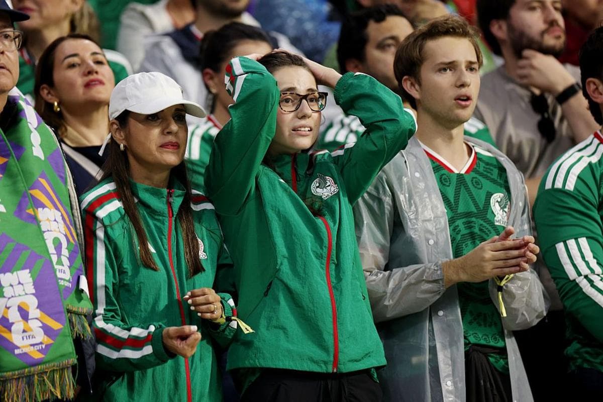 "Jugamos como nunca y perdimos como siempre": el sueño mundialista de México se acaba tras la derrota con Inglaterra