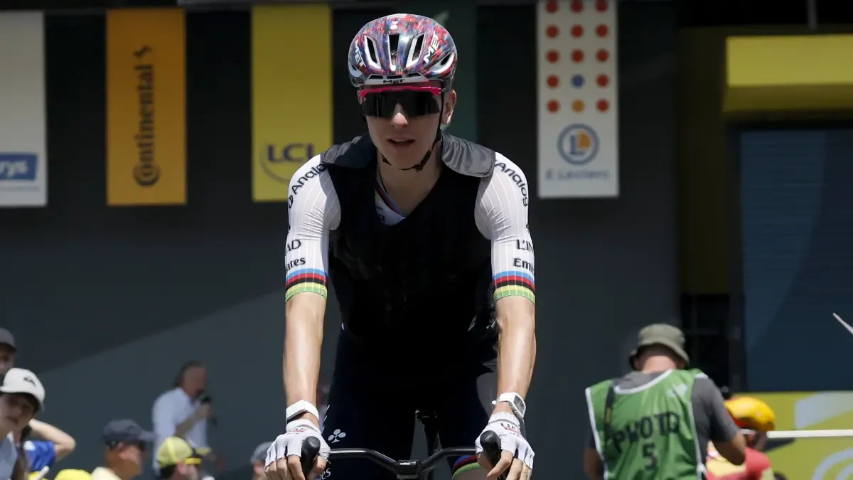 Pogacar se escapa de Vingegaard en la Etapa 6 del Tour