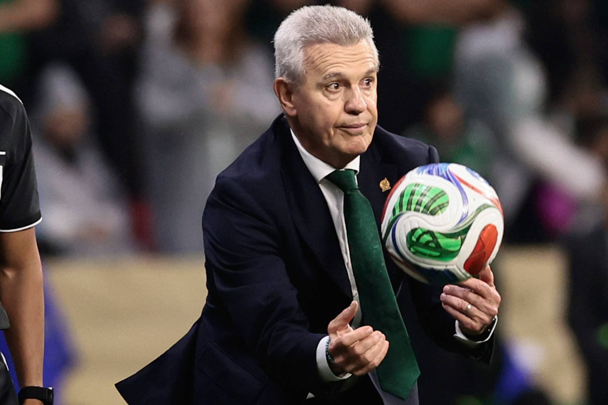 Javier Aguirre: "Inglaterra es un gran equipo y nosotros hicimos lo que pudimos"