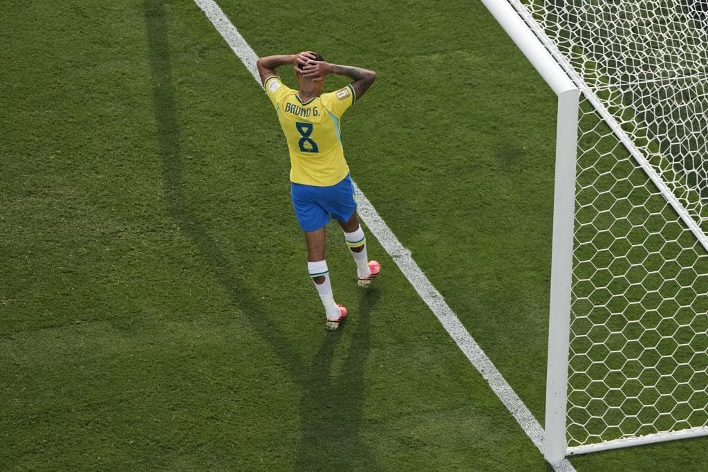 La desgarradora carta de Bruno Guimarães: “Papá, ¿vamos a jugar a la pelota?”