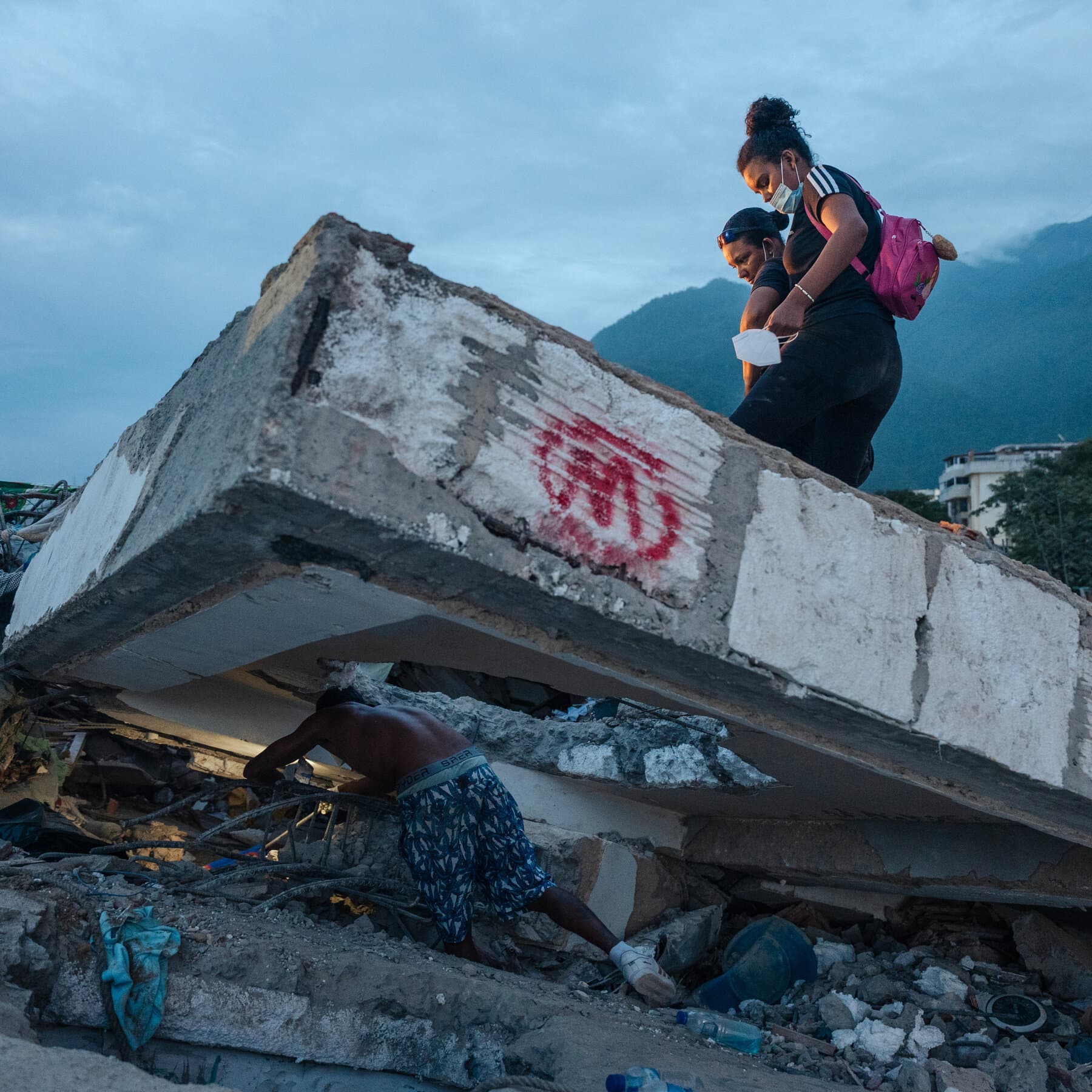 Venezuelans Criticize Own Government Response After Twin Earthquakes